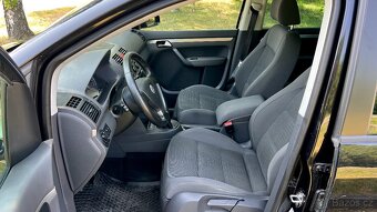 Touran 2.0tdi 125kwRS AdaptBiXenony Webasto Parktronik Zaves - 6