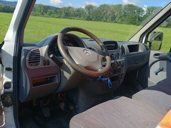 Mercedes-Benz Sprinter - 6