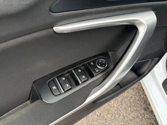 Kia Cee´d, 1,4TGDI 103kw Exclusive + NAV - 6