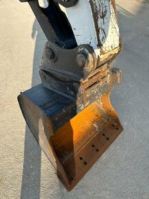 Bobcat E50 - 6