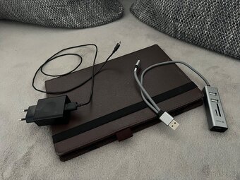 Lenovo Yoga Book (Windows, YB1-X91F) - 6