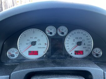 Audi A6 - 6