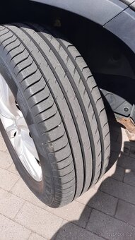 Kia sorento 2,2 CRDi 4x4 2012 - 6