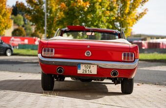 1964 1/2 Ford Mustang Cabriolet - 6