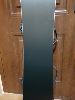 Prodám úplně nový snowboard HATCHEY 115cm dlouhý. - 6