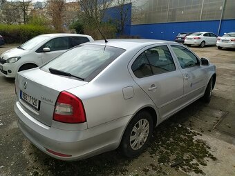 Škoda Octavia II – SPZ 8B2 7120 - 6