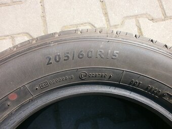 1xLetní pneu DUNLOP SP SPORT FASTRESPONSE 205/60 R15 - 6