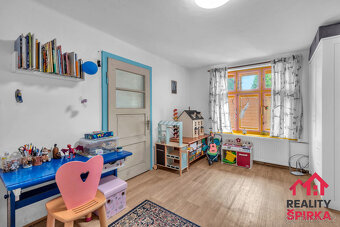 Prodej RD 3+1, garáž, CP 456 m², Jaroměřice - 6