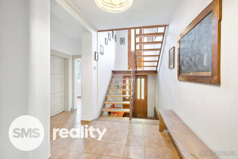 Samostatný rodinný dům, 9+2, pozemek 1352 m2, vodní nádrž Se - 6