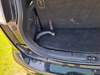 Mazda 5 1.8 i Klima 7 míst Alu,Model 2010 - 6