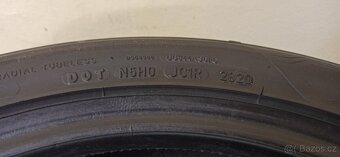 Goodyear 235/45 R18 94W 4-4,5mm - 6