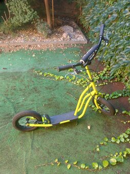 3 téměř nejeté koloběžky 2x Yedoo OX + 1x Stiga AIR SCOOTER - 6