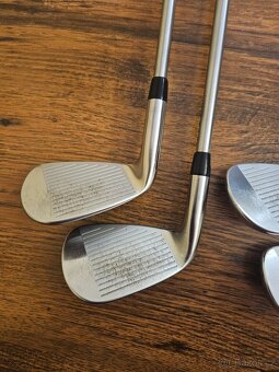 Dámské golfové hole TITLEIST T200 FORGED, 48 - 6i - 6