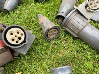 Zásuvka zástrčka 380V prodlužovací kabel 380V - 6