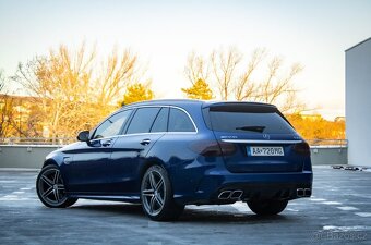 Mercedes Benz C63 AMG w205 - TOP stav - 6
