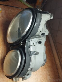 Kapota predni mercedes E w210 +xenonova světla - 6