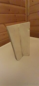 Nádržka na vodu na topení 2kusy a obrázek. Cena 100,-Kč. - 6