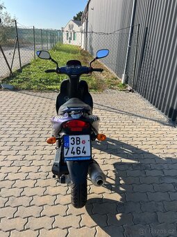Prodám Piaggio X9 500ie, vše funkční, jede výborně, bez inve - 6