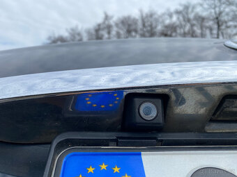 TOYOTA AVENSIS 2,2 D - AUTOMATICKÁ PŘEV - TOP STAV - 6