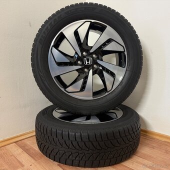 HONDA CR-V 5x114,3 R18 ET45+ZIMNÍ 225/60R18 7/6mm - 6