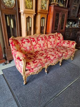Bohatě vyřezávaná zámecká sofa - 6