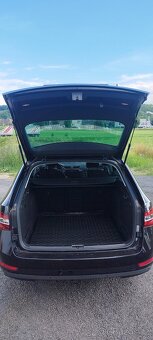 Superb combi 2,0 Tdi - 6