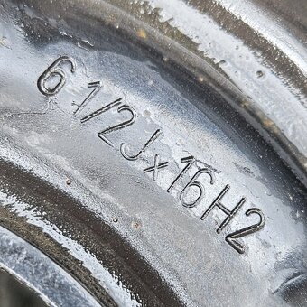 Zimní kola Citroen 205/60/16, 6.5Jx16 ET47 č. AD04 - 6