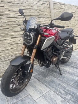 Honda CB650R - 6