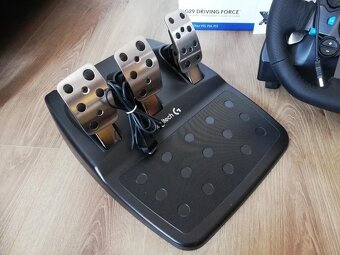 Logitech G29 volant, pedály s řadicí pákou - 6