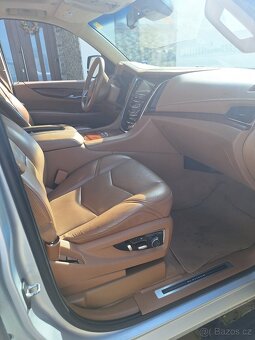 Cadillac Escalade - 6
