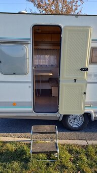 Karavan Caravelair Bamba 395 + předstan + 100km/h - 6