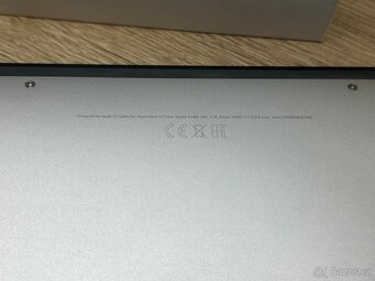 TOP/MacBook Air 2017/8GB RAM/nová baterie + adaptér/ - 6