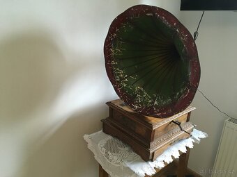 Gramofon s troubou - 6