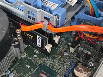 Mini Dell SFF s Intel i5 / 16GB RAM/256ssd - 6