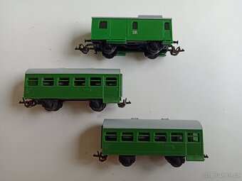 TT, služební vůz a 2 osobní vozy býv. DR, Zeüke/Tillig - 6