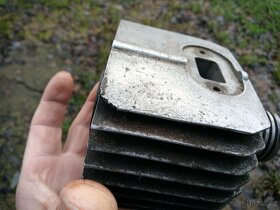 JAWA 50 PIONÝR/ VÁLEC S PÍSTEM - 6