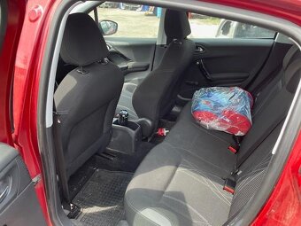 Peugeot 208 1.2 60Kw 2013 - 6