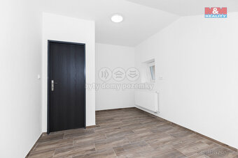 Pronájem bytu 3+1, 80 m², Pardubice, ul. Dašická - 6