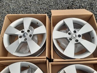Alu kola Originál"Denom" Škoda Octavia III. 5x112 R17 ET49 - 6
