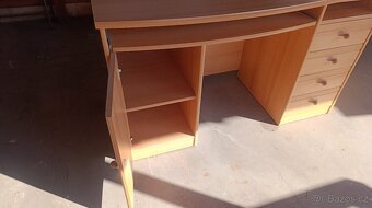 stůl pro studenty - 6