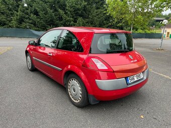 Renault Megane 1.6 16V - 6