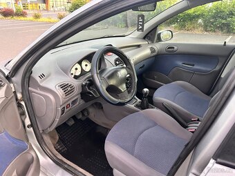 Peugeot - 6