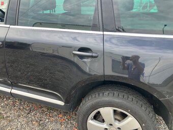 Volkswagen Touareg 3.0TDI A/T 4x4 - 6