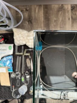 Kompletní a plně funkční akvarijní set - 6
