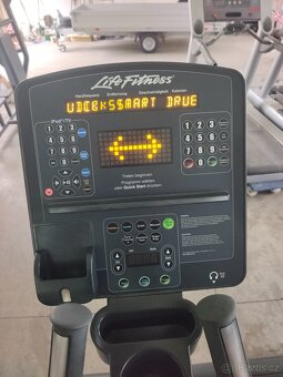 LIFE FITNESS INTEGRITY - profi Crosstrainer - 6
