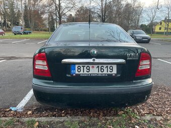 Octavia 1 Tour 1.6 MPI 75kw - 6