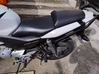 HONDA CBF125 JC40 - 6