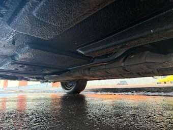 BMW 735i E32 - 6
