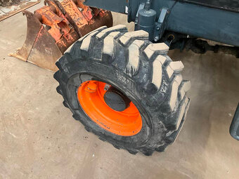 Prodám kolový minibagr Bobcat E 57W - 6