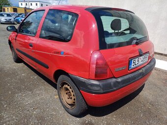 Renault clio 1.2 - 6
